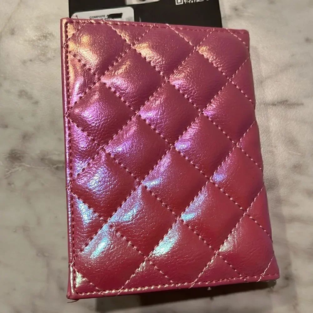 PASSPORT HOLDER - Picture 5 of 5